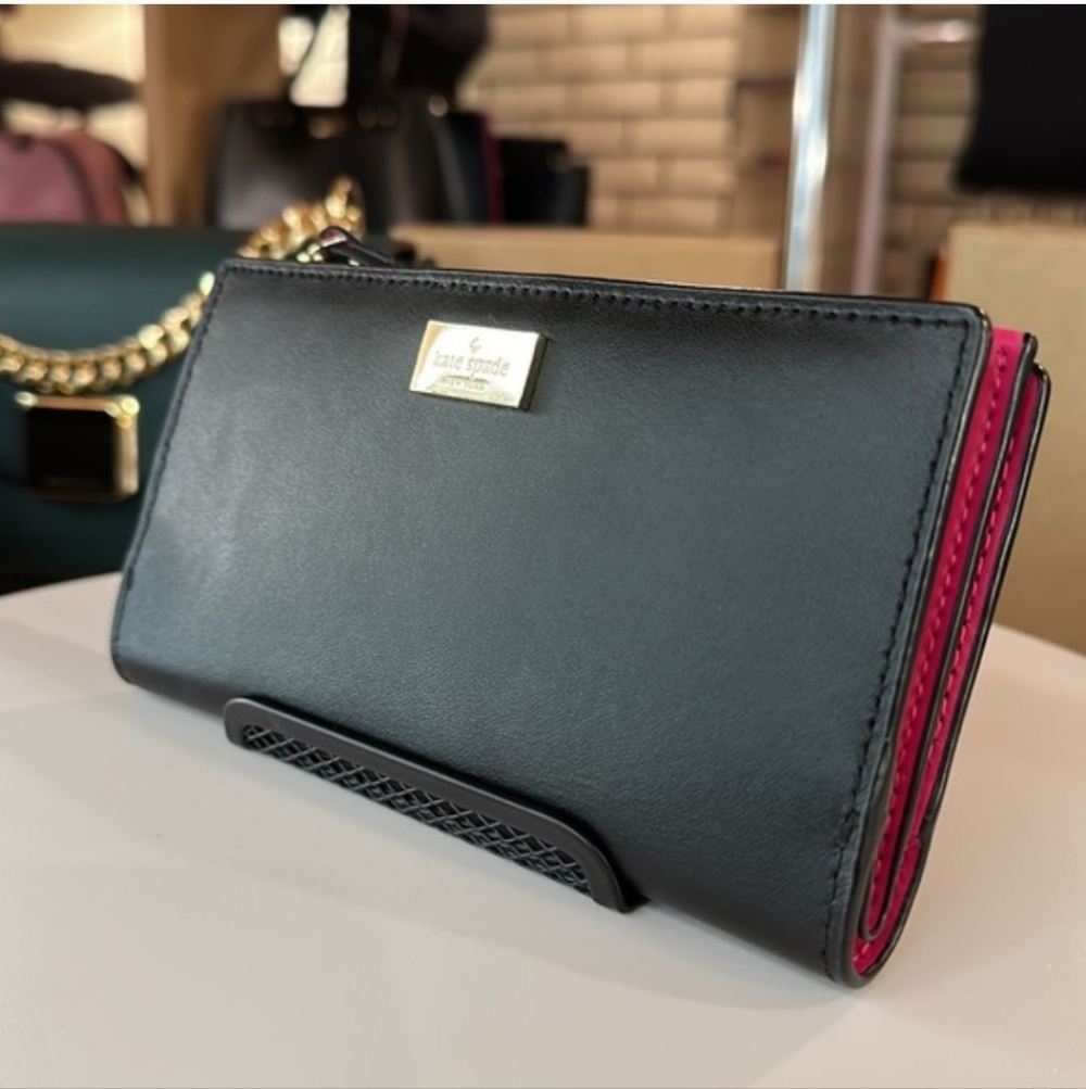 Kate Spade New York Smooth Leather Wallet
